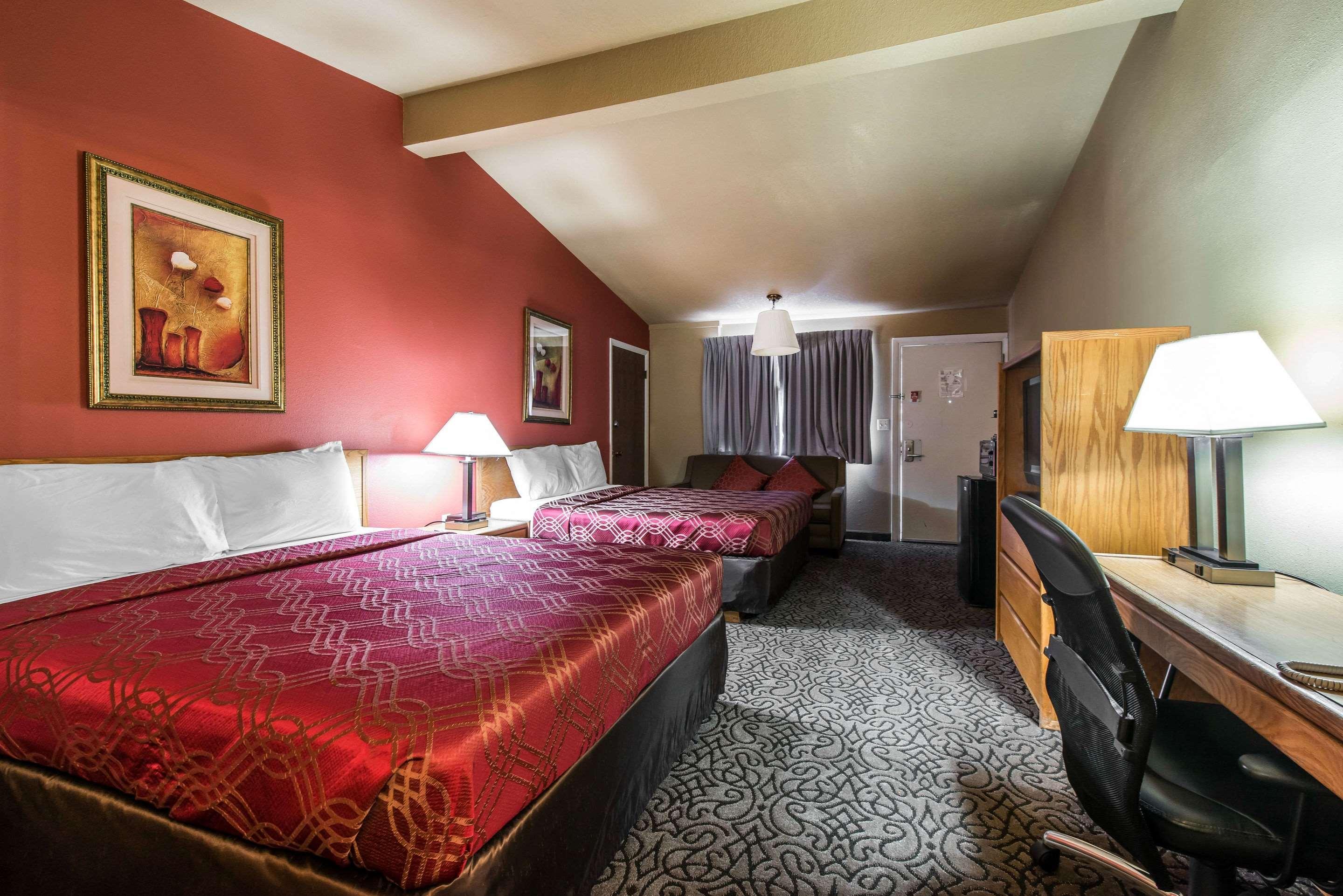 Rodeway Inn Brush Extérieur photo